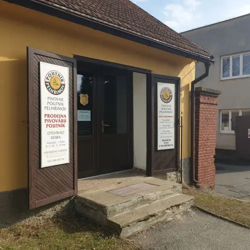 Vchod do podnikové prodejny